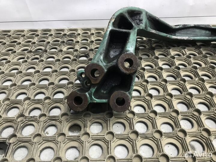 Кронштейн двигателя Volvo FH, Volvo FM