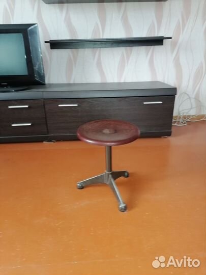 Стульчик для пианино