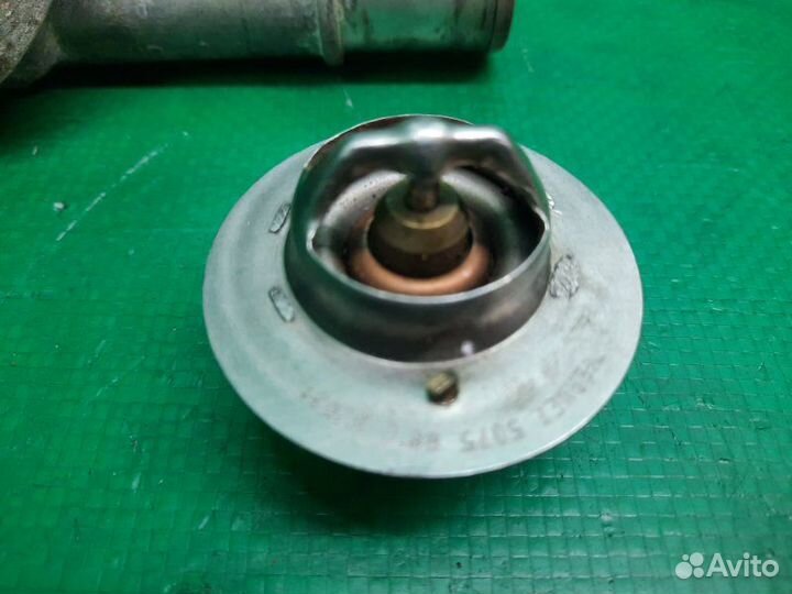 Термостат в сборе Kia Spectra седан S6D 2008