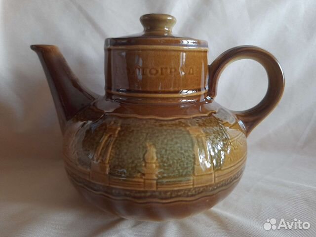Чайник Волгоград - Царицын. Сувенир. Керамика. 3 л