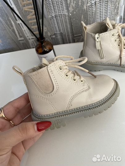 Демисезонные ботинки для девочки