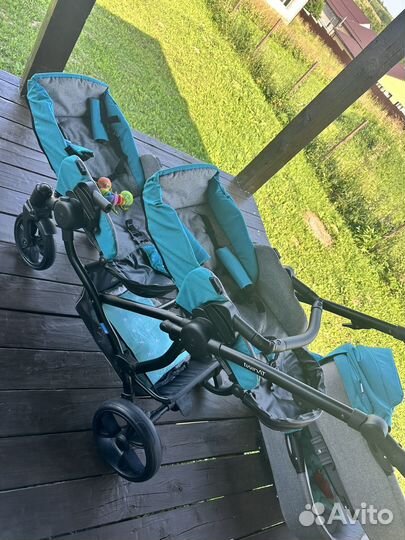 Коляска для двойни