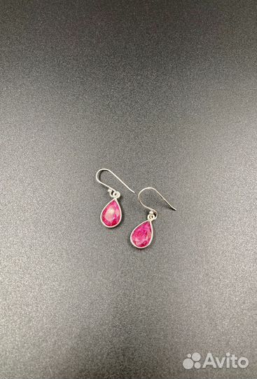 Серьги с камнями в серебре