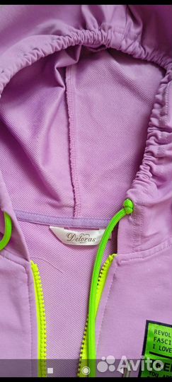 Продам костюм для девочки Deloras