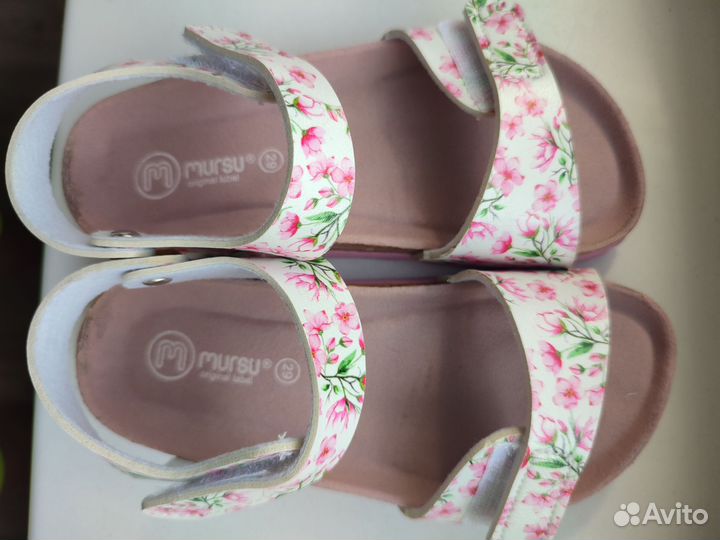 Сандалии для девочки