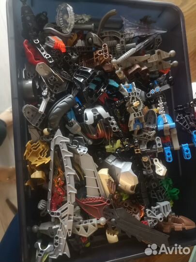 Lego роботы много деталей