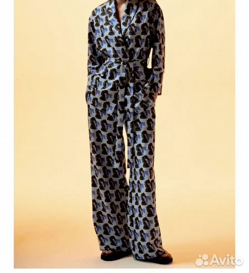 Костюм женский