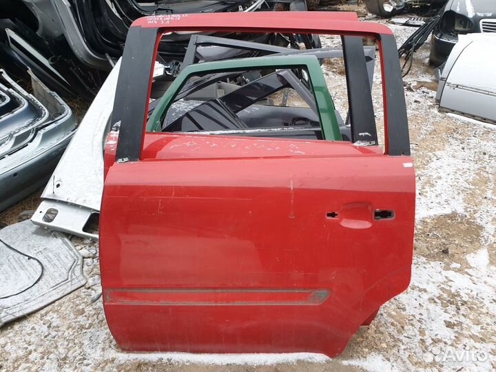 Дверь задняя левая Opel Zafira B опель зафира Б В