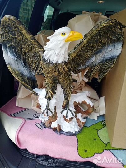 Продавец сувениров