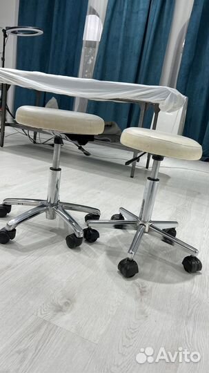 Стул косметологический
