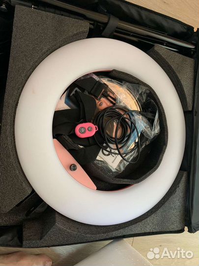 Кольцевая лампа со штативом