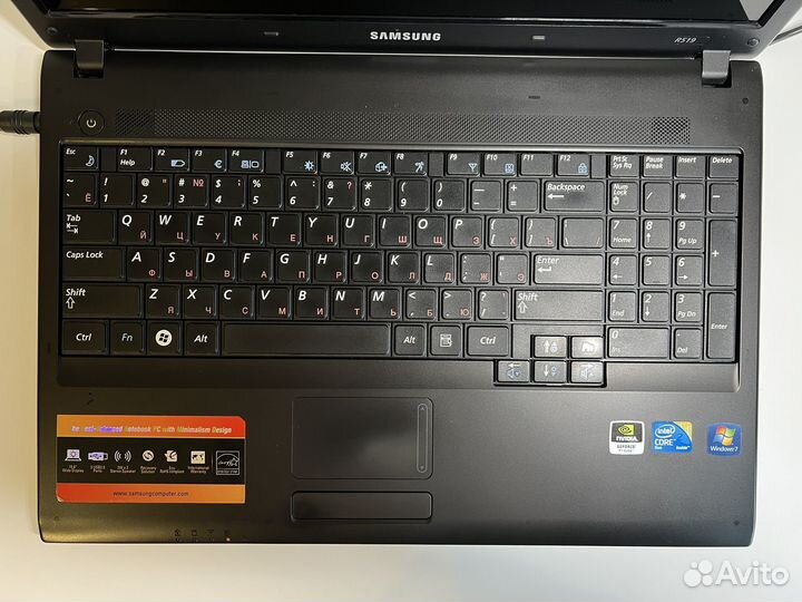 Ноутбук Samsung NP-R519