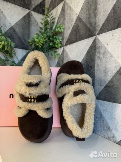 Кроссовки женские miu miu на меху