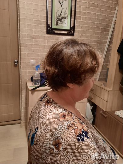 Стрижка и окрашивание волос