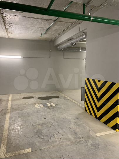 Машиноместо, 13 м²