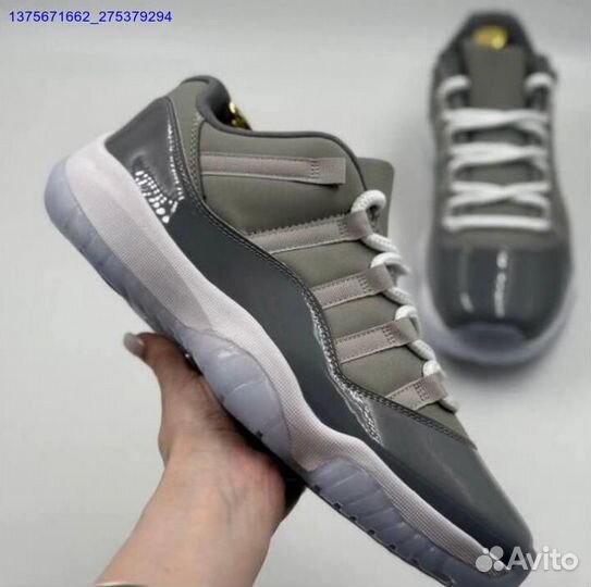 Выбор кроссовок: Nike Air Jordan 11 Retro Low