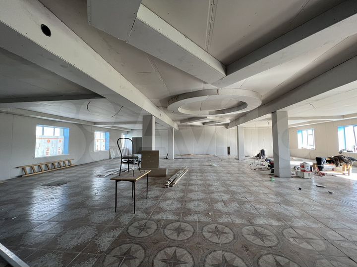 Здание, 900 м²