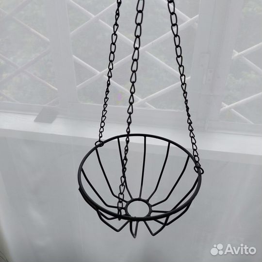 Кашпо подвесное (металл) для цветочного горшка