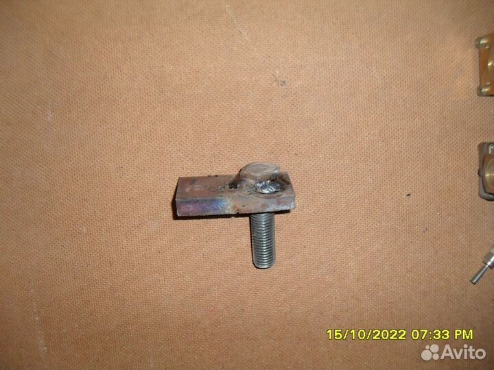 Крепеж болт фланец