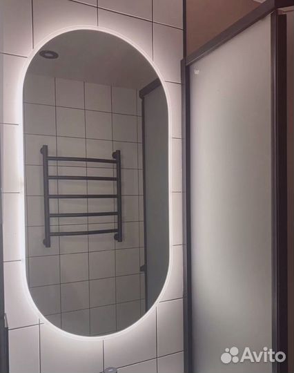 Зеркало капсула «парящее» с LED подсветкой