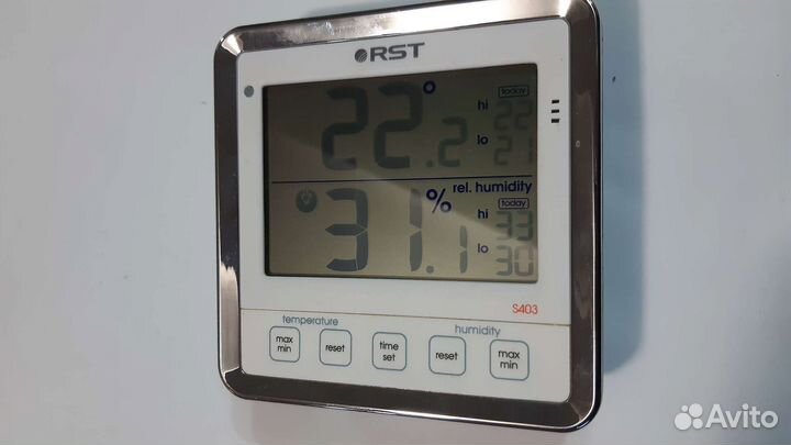 Электронный термометр гигрометр