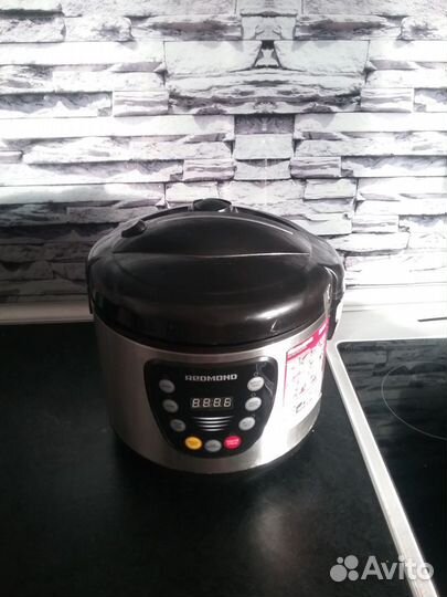 Мультиварка redmond новая RMC-M4515