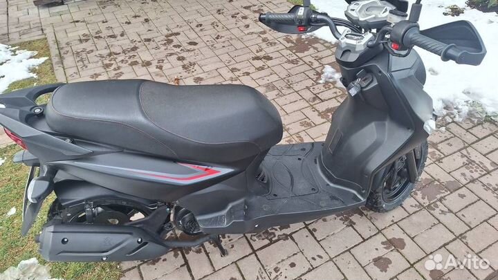 Скутер SYM Crox 125