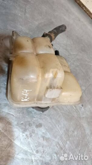 Бачок расширительный Ford C-Max 2 2013 3M5H8K218