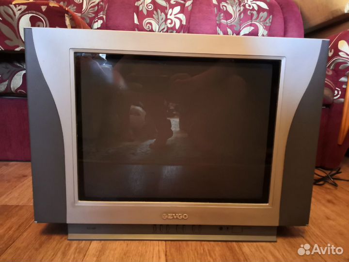 Телевизор evgo