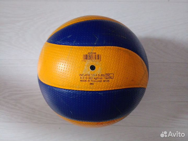 Волейбольный мяч mikasa бу