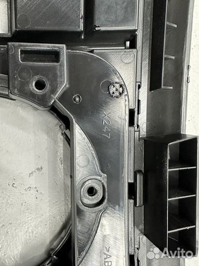 Решетка мерседес глб