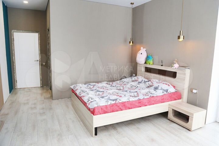 Дом 270 м² на участке 12 сот.