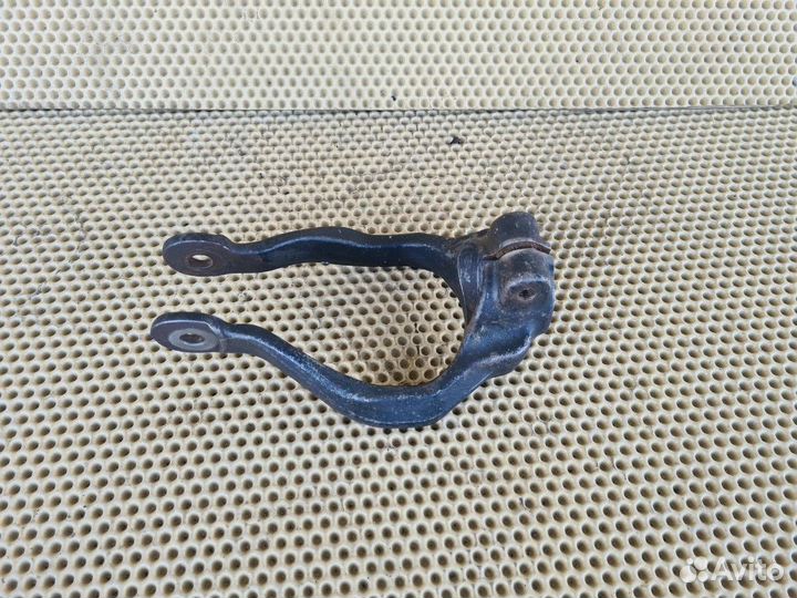 Вилка амортизатора (опора) передняя Infiniti G35