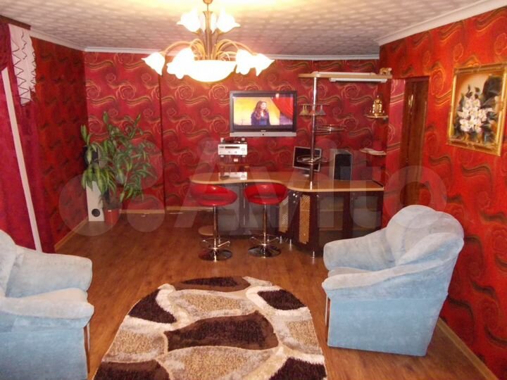 Дом 100 м² на участке 1 сот.