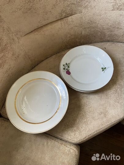 Тарелки разные