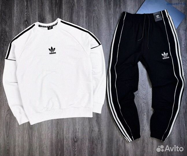 Спортивный костюм