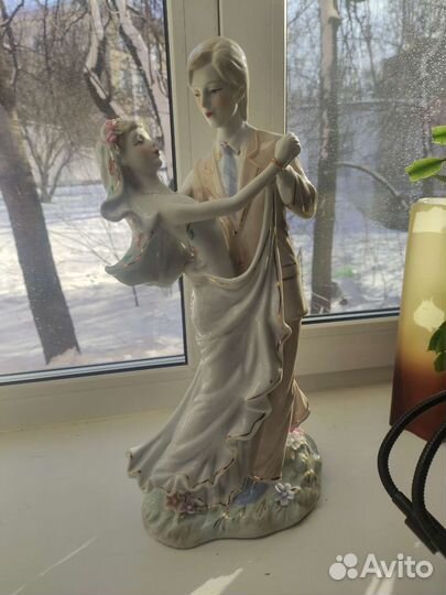 Фарфоровые статуэтки