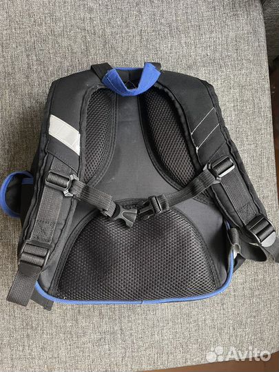 Рюкзак школьный