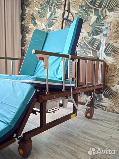 Кровать медицинская для лежачих больных