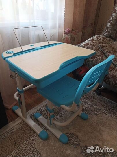 Растущая парта и стул