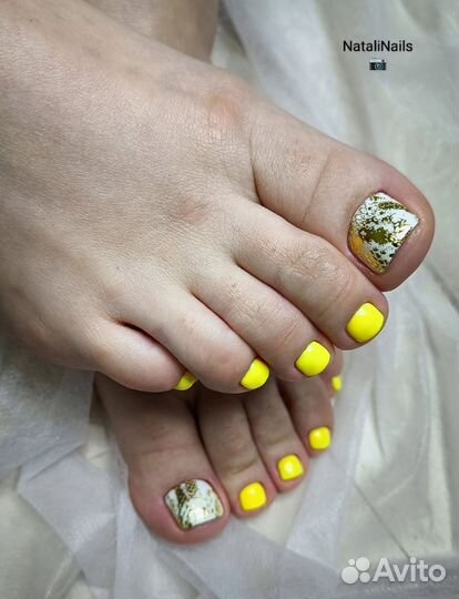 Маникюр педикюр