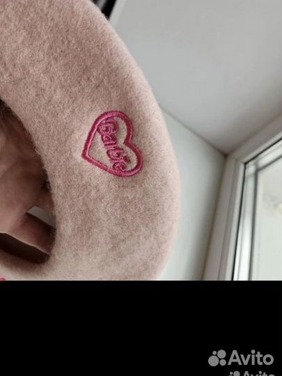 Новая шапка barbie Барби осень зима