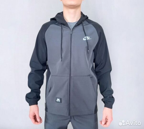 Спортивные костюмы Nike