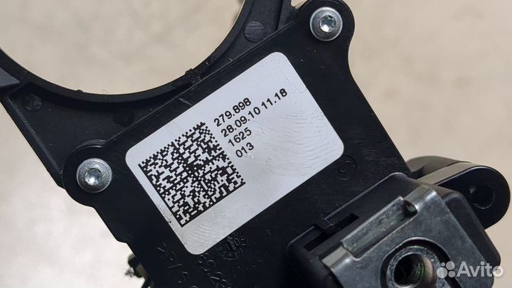 Переключатель поворотов и дворников Skoda Yeti, 2010