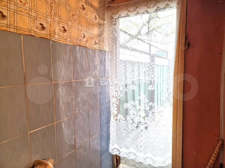 Дом 27,8 м² на участке 1 сот.