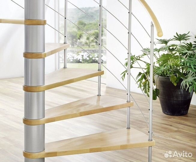 Деревянные лестницы на второй этаж