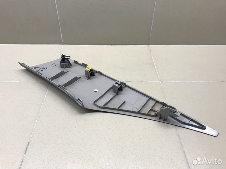 Обшивка стойки S40 2004-2012