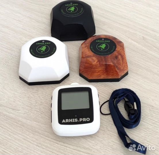 Кнопка вызова персонала и часы пейджер Поясной