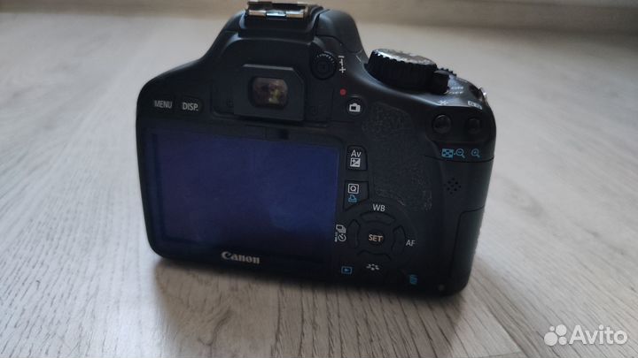 Продаю камеру Canon EOS 550 D