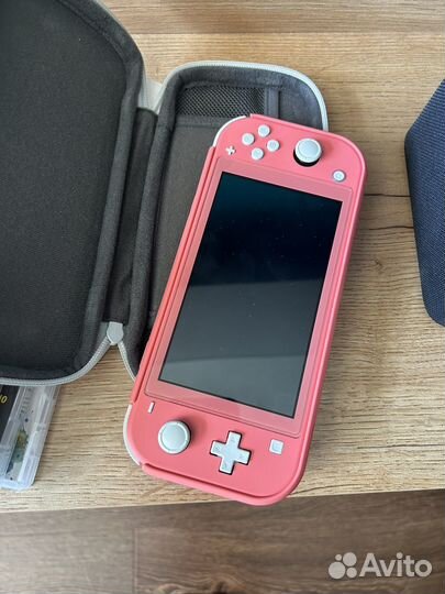 Nintendo switch lite с играми